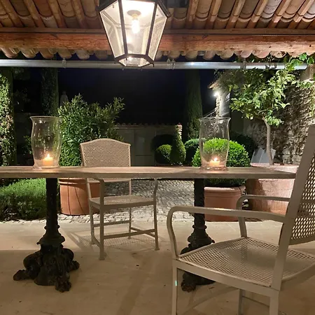 Villa La Cour Interieure Menerbes