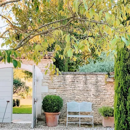 La Cour Interieure Villa