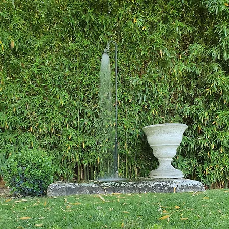 La Cour Interieure Villa