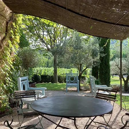 Villa La Cour Interieure Menerbes