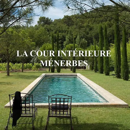 La Cour Interieure * Menerbes